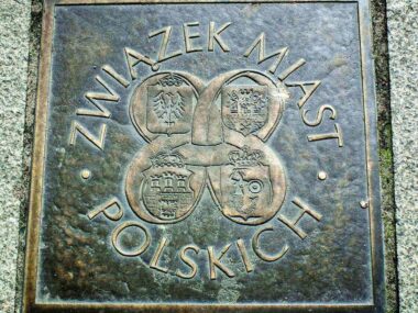 Nowy zarząd Związku Miast Polskich: funkcja dla Gramatyki Związek Miast Polskich - tablica