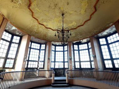 Niespodzianka w Admiralspalast. Zamurowana mozaika Niespodzianka w Admiralspalast. Zamurowana mozaika