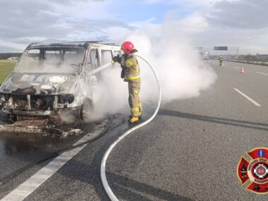 Groźne zdarzenie na autostradzie A1 w powiecie tarnogórskim Pożar samochodu na autostradzie A1