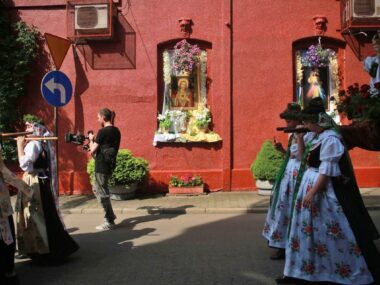 Dziś do Lipin przyjadą rzesze fotografów. Bo słynna procesja Boże Ciało w Lipinach