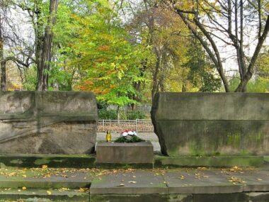 Skwer Tragedii Górnośląskiej za pomnik Armii Czerwonej? Chorzow pomnik armii czerwonej