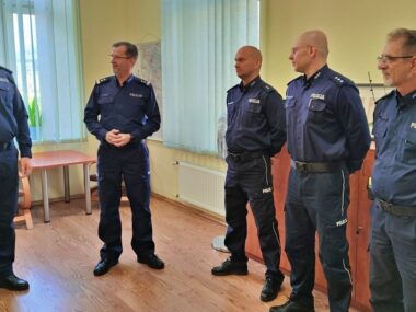 Zmiany w kierownictwie chorzowskiej policji Zmiany w kierownictwie chorzowskiej policji. Objęły komendę miejską i komisariaty