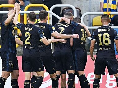 Po 19 latach GKS Katowice wraca do Esktraklasy Gks katowice