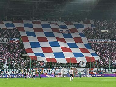 W Zabrzu brakuje 45 mln zł na dokończenie stadionu Górnika Gornik zabrze torcida