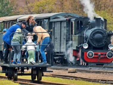 Jesień na bytomskiej wąskotorówce - m.in. podwójne urodziny Gornoslaskie koleje waskotorowe 4