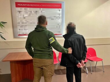 Oblał kobietę benzyną i chciał podpalić Oblał kobietę benzyną i chciał podpalić