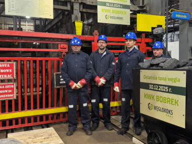 Górnicy z kopalni „Bobrek” będą dalej fedrować Górnicy ze zlikwidowanej kopalni „Bobrek” będą dalej fedrować. Podpisano porozumienie w tej sprawie