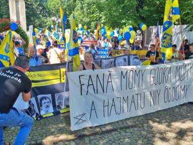Radni Chorzowa apelują do prezydenta o uznanie j. śląskiego Marsz autonomi