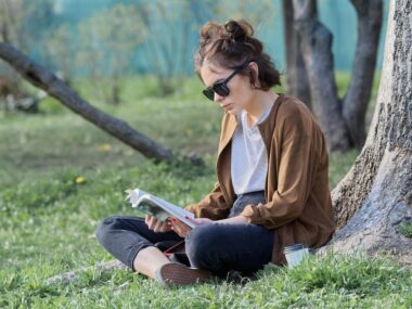 Rekordzistki wypożyczają setki książek z MBP w Zabrzu Mbp biblioteka zabrze ksiazki