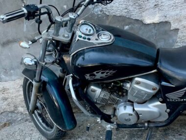 Wypadek drogowy z udziałem motocyklistów w Bytomiu Kierowca uderzył w motocyklistów w Bytomiu