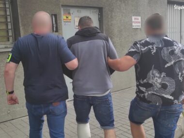 Nawet dożywocie grozi podejrzanemu o usiłowanie zabójstwa Odprowadzanie