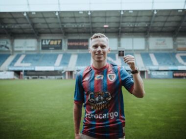Grzegorz Tomasiewicz przedłużył kontrakt z Piastem Gliwice Piast tomasiewicz prof