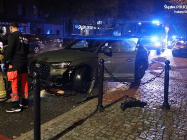Tak się kończy prowadzenie samochodu na "podwójnym gazie" Zdarzenie drogowe w Piekarach Śląskich