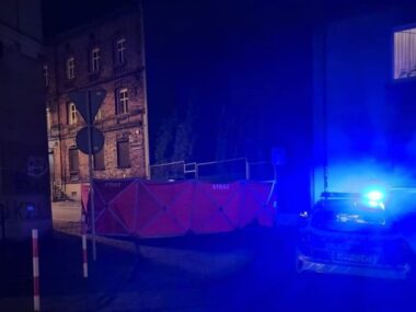 Śmiertelne potrącenie na Sieronia. Nie żyje 65-latek Potracenie ruda slaska sieronia