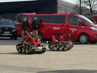 55 nowych pojazdów dla śląskich strażaków Śląscy strażacy dostali nowy sprzęt