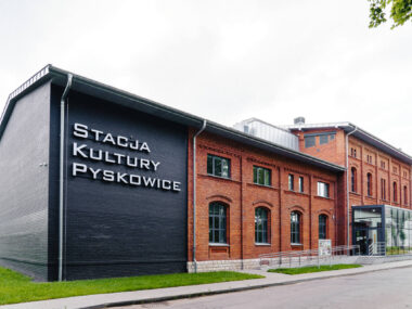 Nowe życie starego dworca w Pyskowicach. Zdjęcia Stacja Kultury w „mieście kolejarzy”