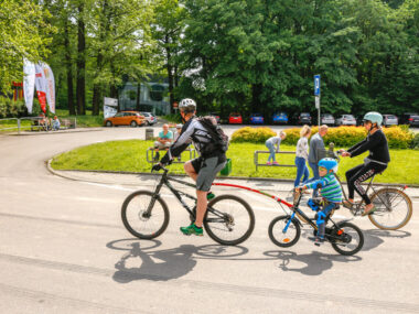 Katowicka drogówka prowadzi działania "Bezpieczny Cyklista" Rowery