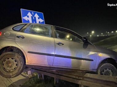 Pijany kierowca najpierw uciekł, a potem wrócił taksówką... Ruda slaska pijany kierowca z zabrza uciekl ale wrocil taksowka 0