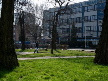 Odpoczynek wśród zieleni w Bogucicach? Skwer katowicka katowice do odnowy 1