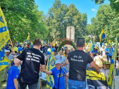 Jaki bydzie tyn standardowy ślōnski jynzyk? Slaska mniejszosc etniczna