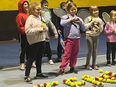 TKS "Slavia" walczy w konkursie "Dzieciaki do Rakiet" Slavia ruda slaska tenis 2