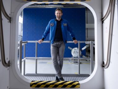 Sławosz Uznański-Wiśniewski odwiedzi Planetarium Śląskie Slawosz uznanski wisniewski