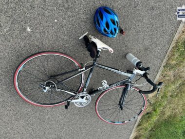 Wypadek na Osiedlu Przyjaźń. Rowerzysta trafił do szpitala Wypadek na Osiedlu Przyjaźń