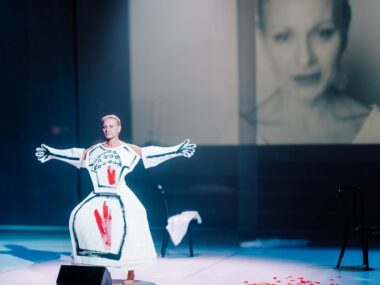„MonsterS. Mordercze pieśni” w chorzowskim Teatrze Rozrywki „MonsterS. Mordercze pieśni” w chorzowskim Teatrze Rozrywki