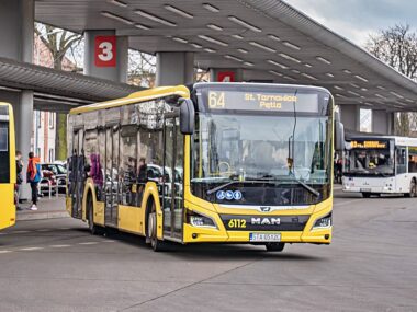 Na wybory autobusem. Darmowe kursy w Transport GZM Transport gzm autobus