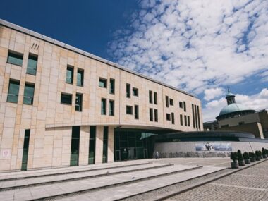 Teologia feministyczna na Uniwersytecie Śląskim? Wydzial teologiczny us
