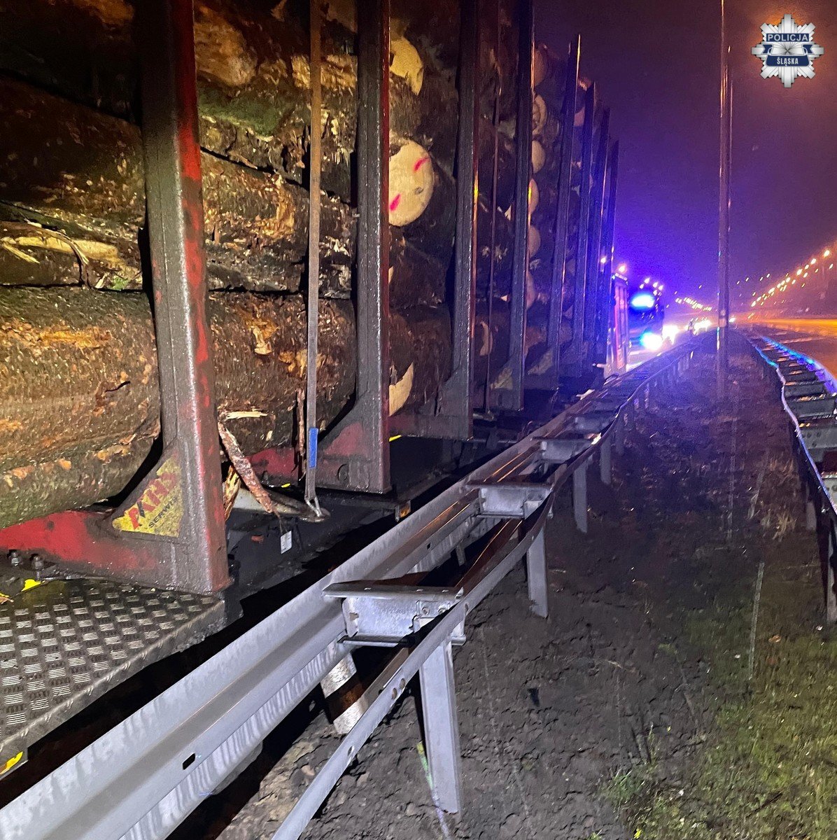 A4 wypadek bele drewna 2