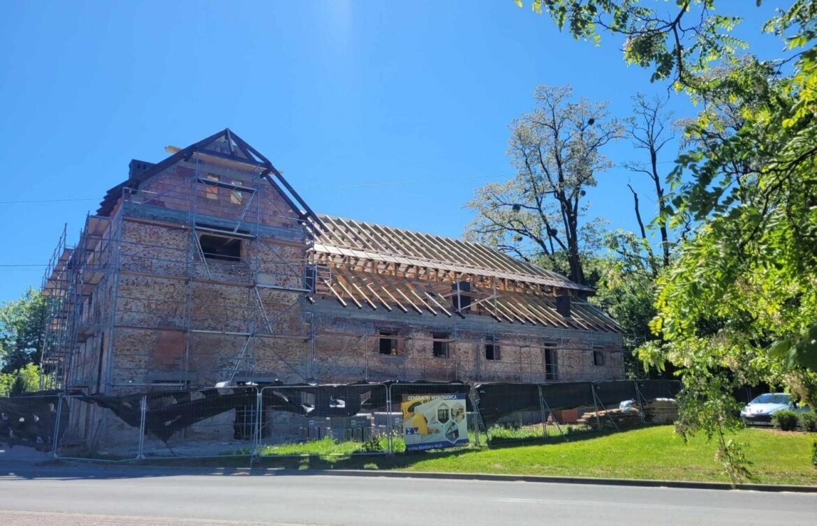 Adaptacja spichlerza w gorkach wielkich 1