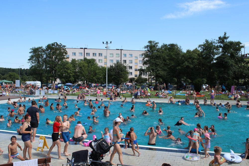 Basen w Piekarach Śląskich