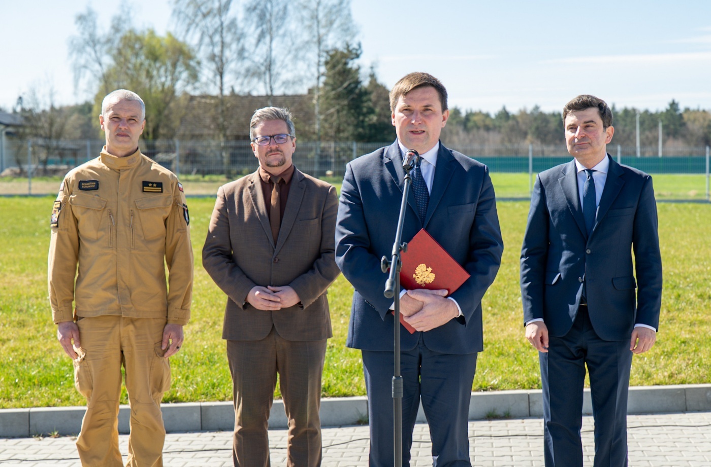 Bierun umowa na magazyn obrony cywilnej 1