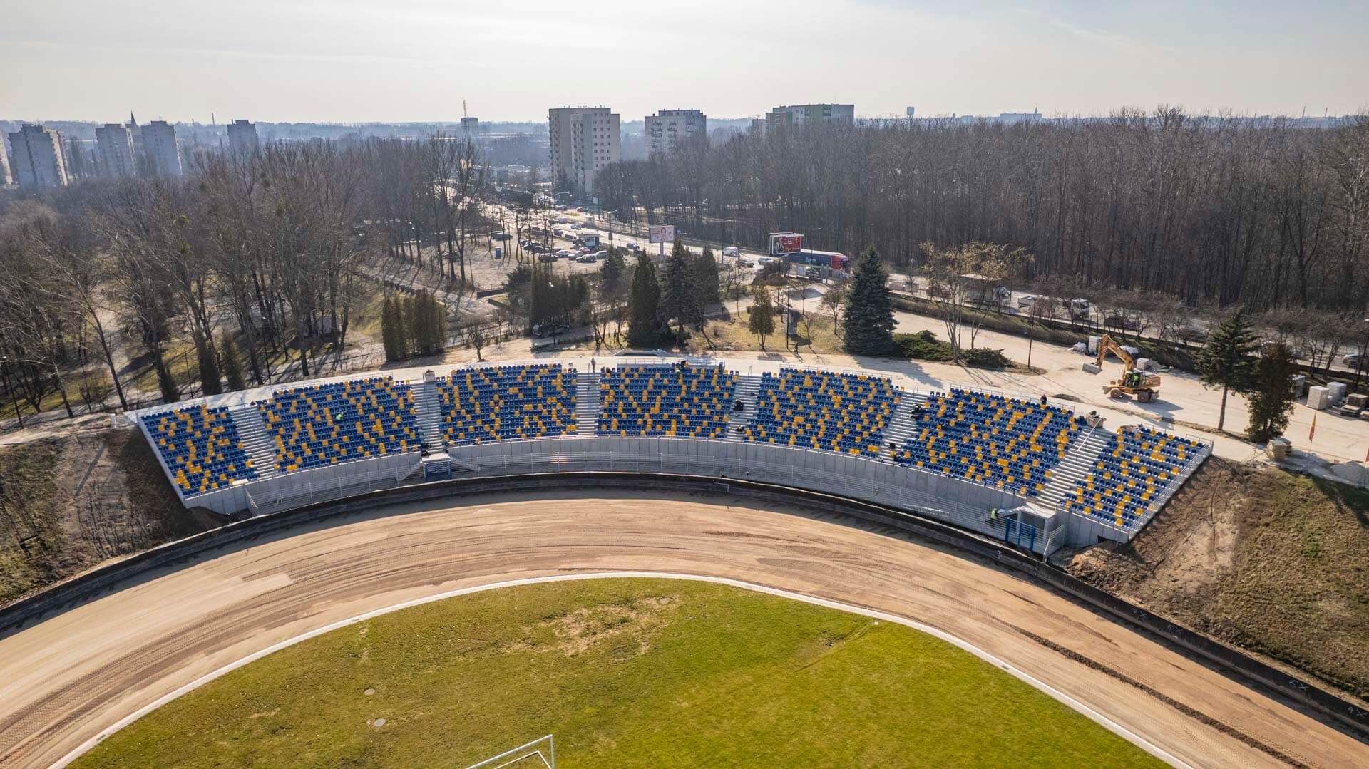 Budowa nowych trybun na stadionie im. Pawła Waloszka