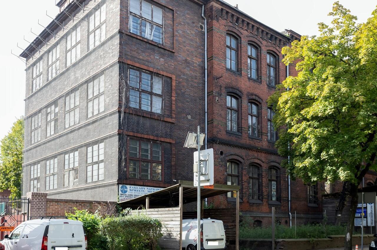 Bytom adaptacja budynku przy ul smolenia na nowe przedszkole 1