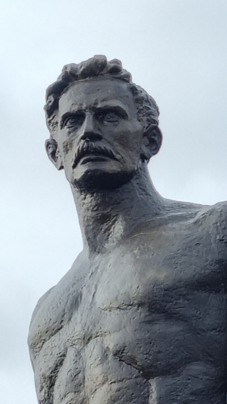 Chorzow pomnik powstanca slaskiego 8