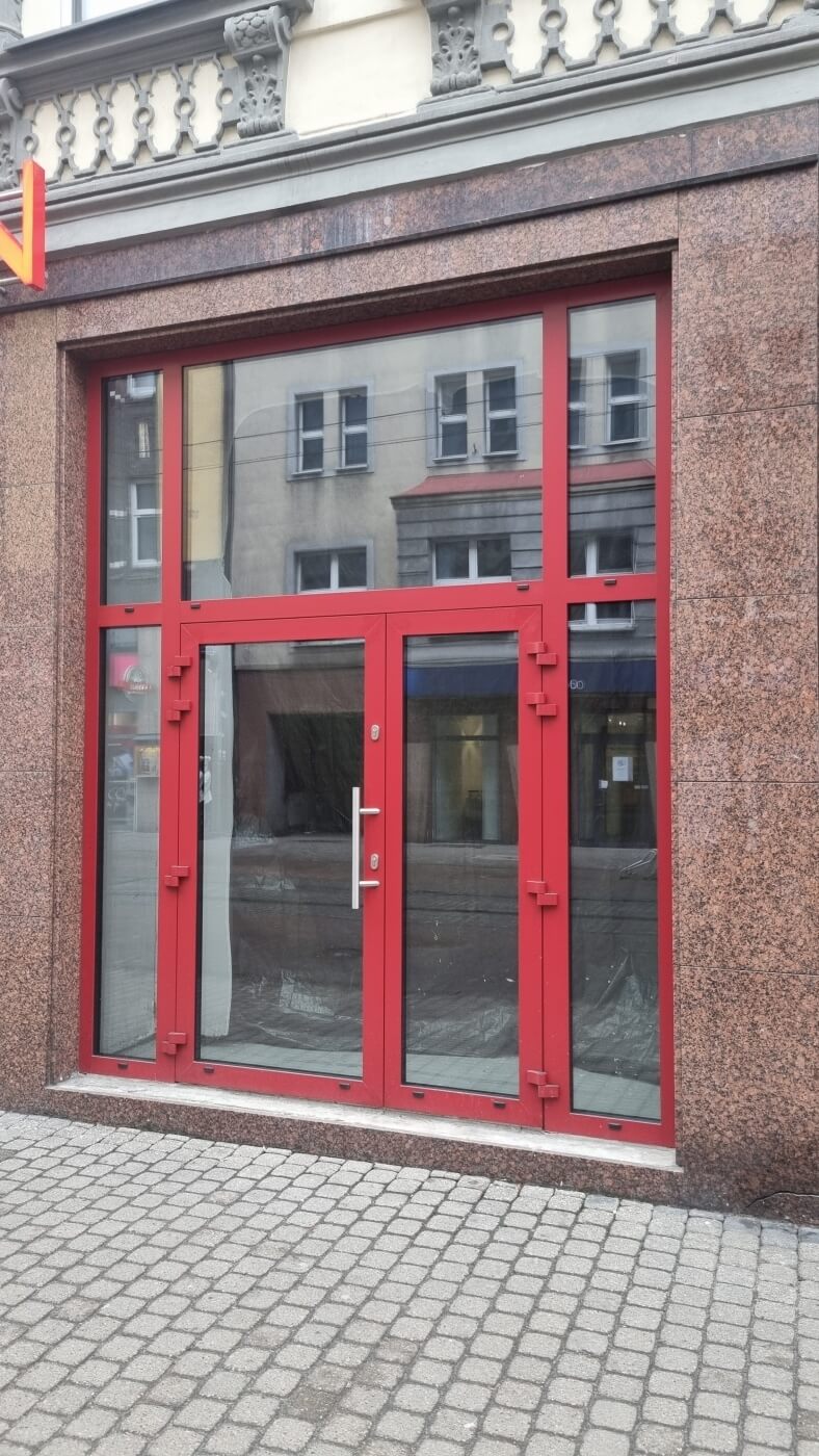 Wolności w Chorzowie. Ulica 'do wynajęcia"