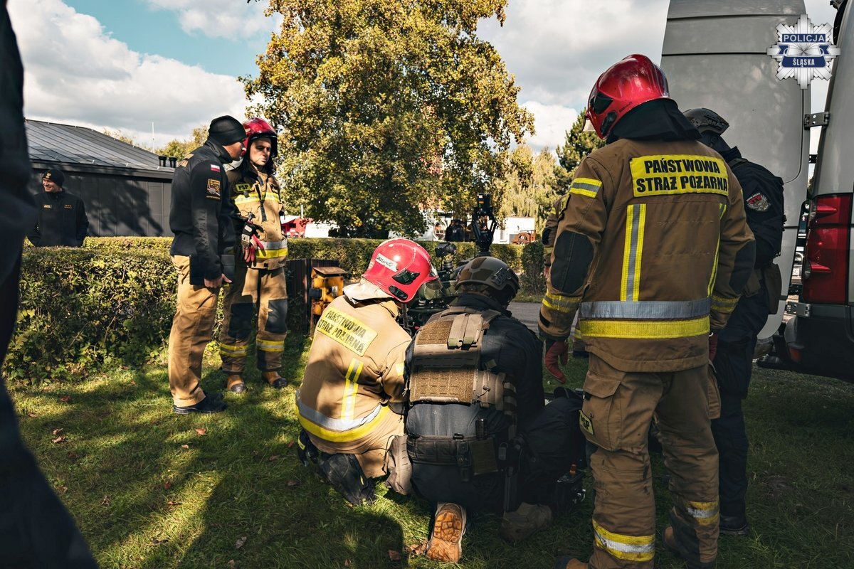 Cwiczenia policji zabytkowa kopalnia srebra 11