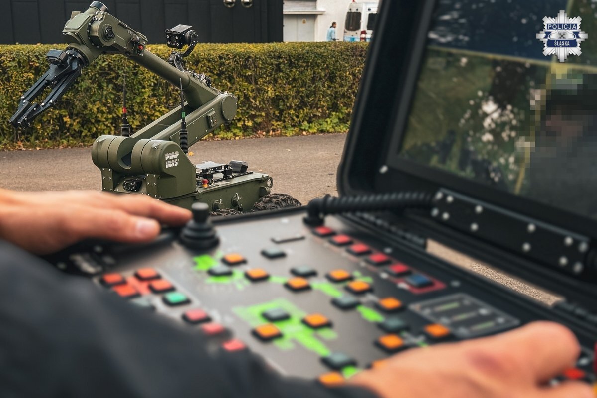 Cwiczenia policji zabytkowa kopalnia srebra 16