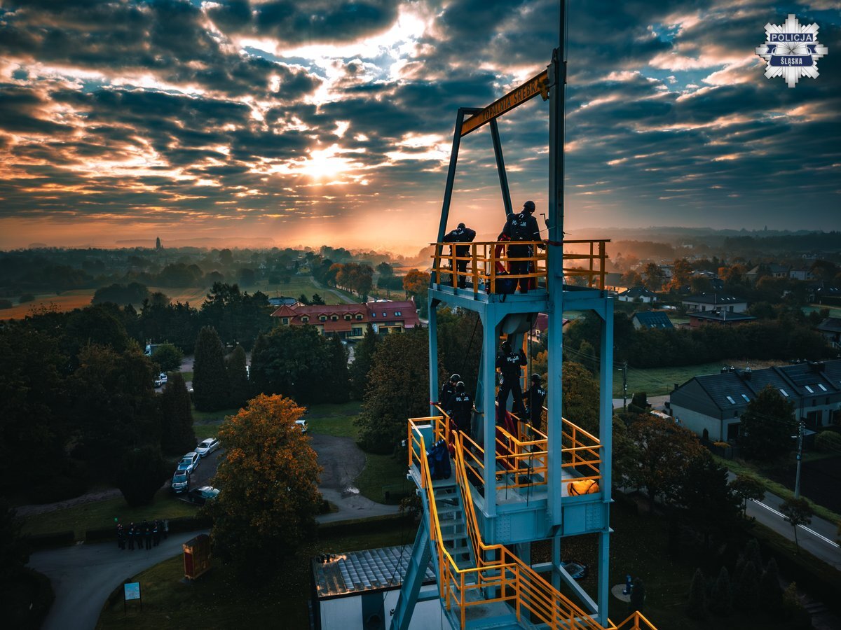Cwiczenia policji zabytkowa kopalnia srebra 18