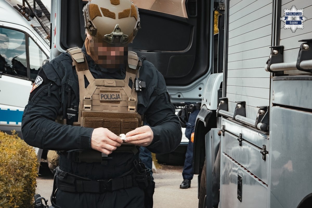 Cwiczenia policji zabytkowa kopalnia srebra 8