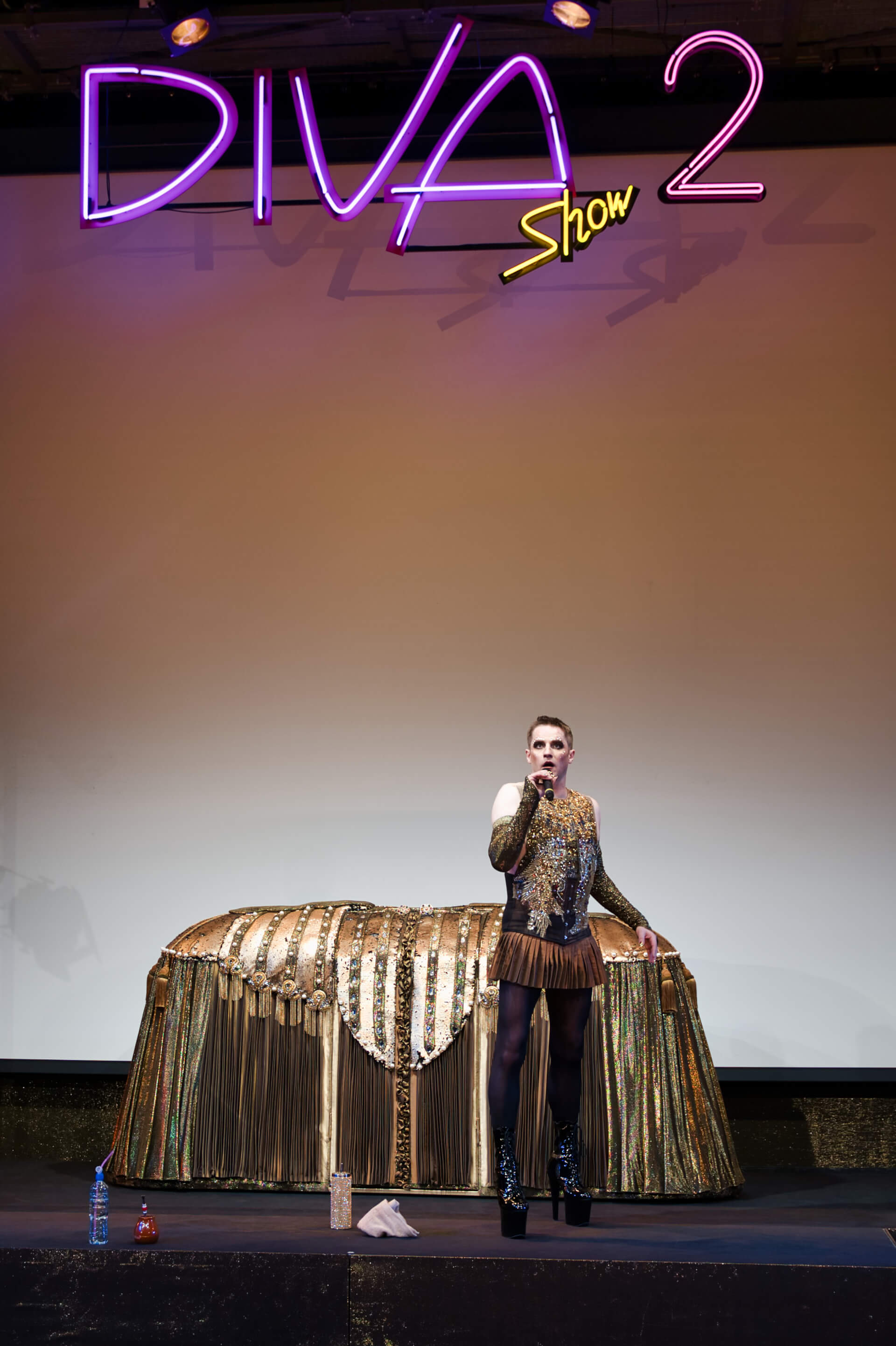 DIVA 2. LAMENT KRÓLOWEJ