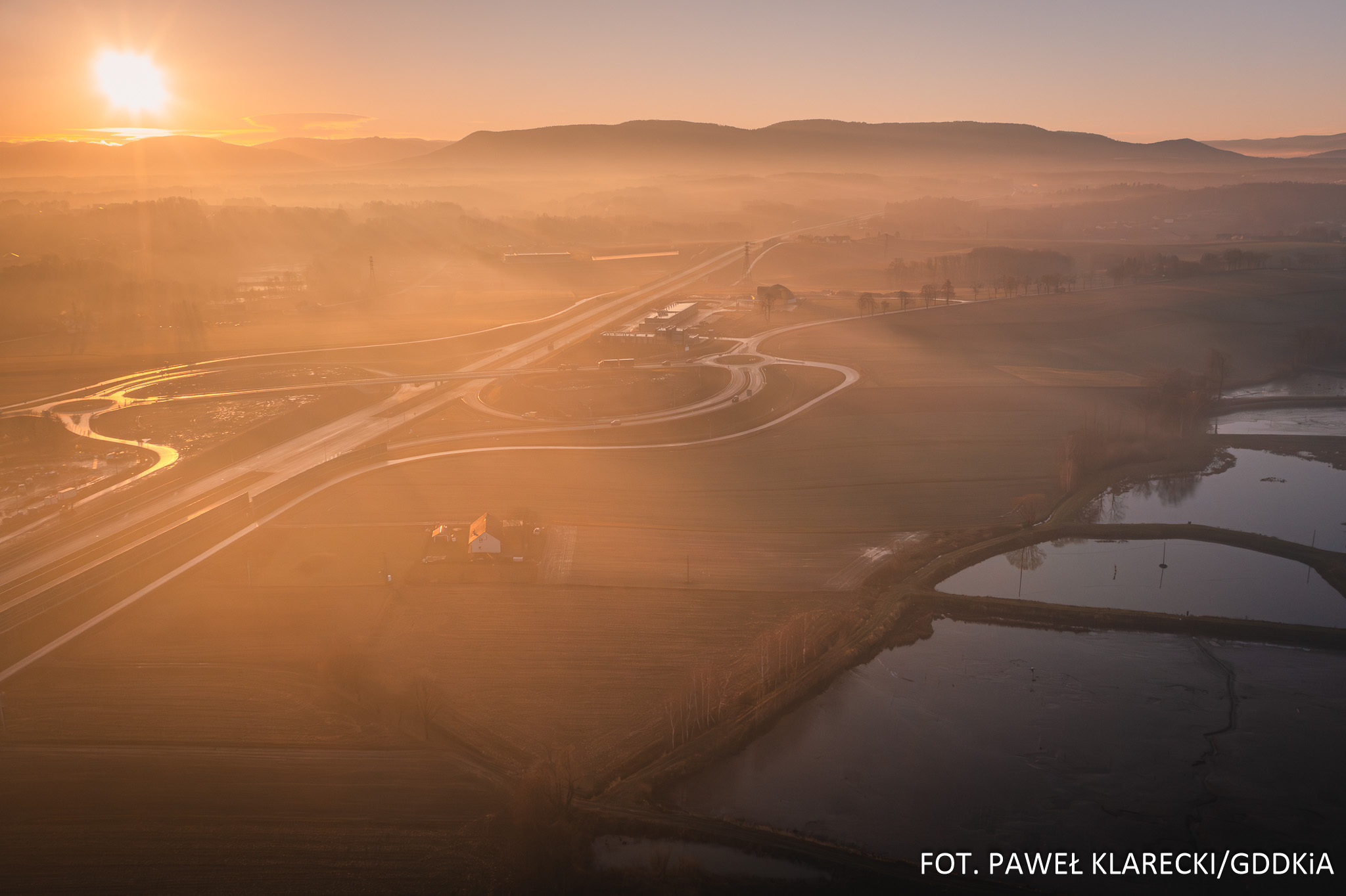 Nowa droga otwarta w województwie śląskim. To kolejny etap budowy nowoczesnej drogi ekspresowej S1