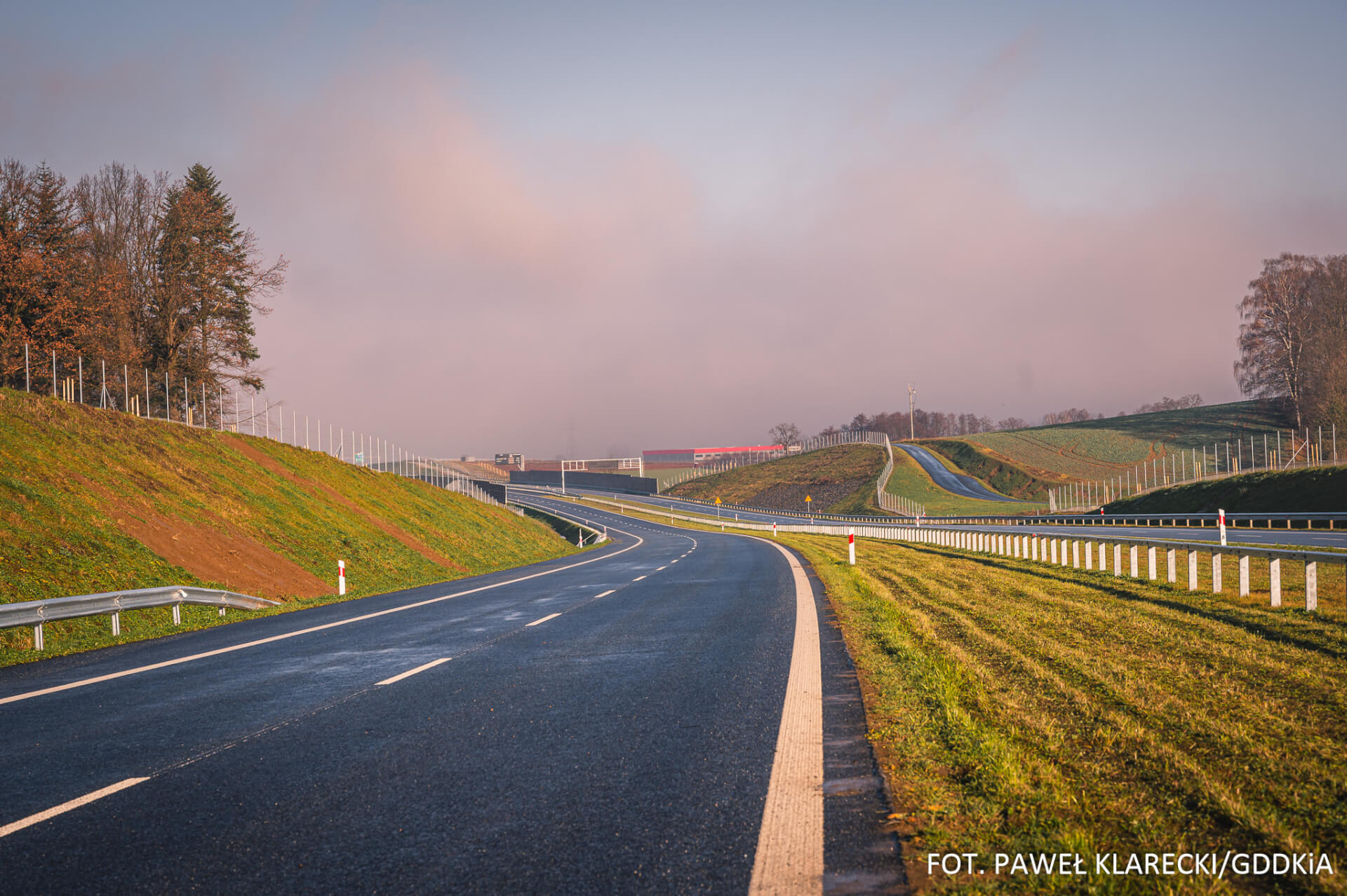 Nowa droga otwarta w województwie śląskim. To kolejny etap budowy nowoczesnej drogi ekspresowej S1