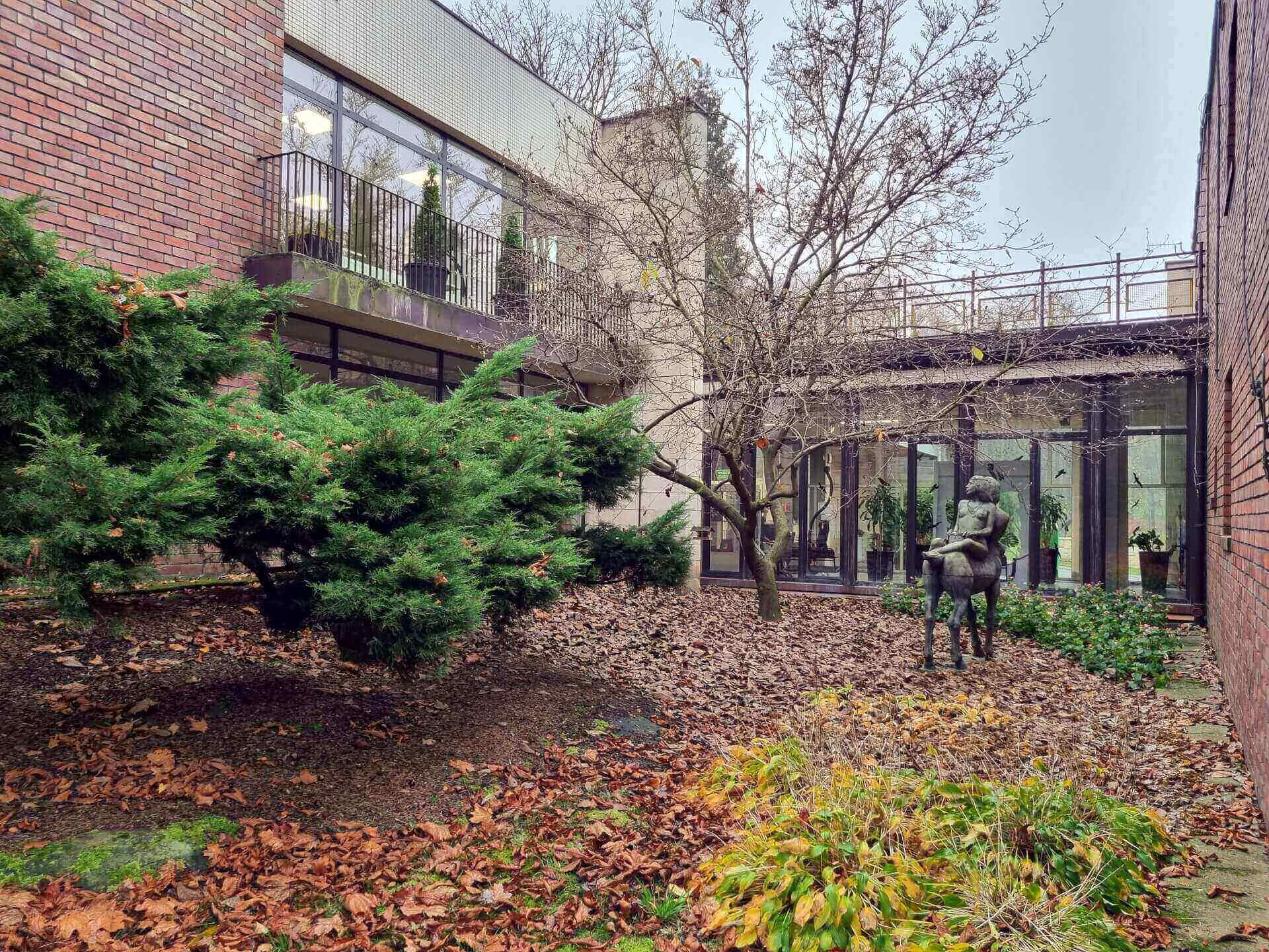 Dyrekcja Parku Śląskiego. Klasyk ukryty w zieleni