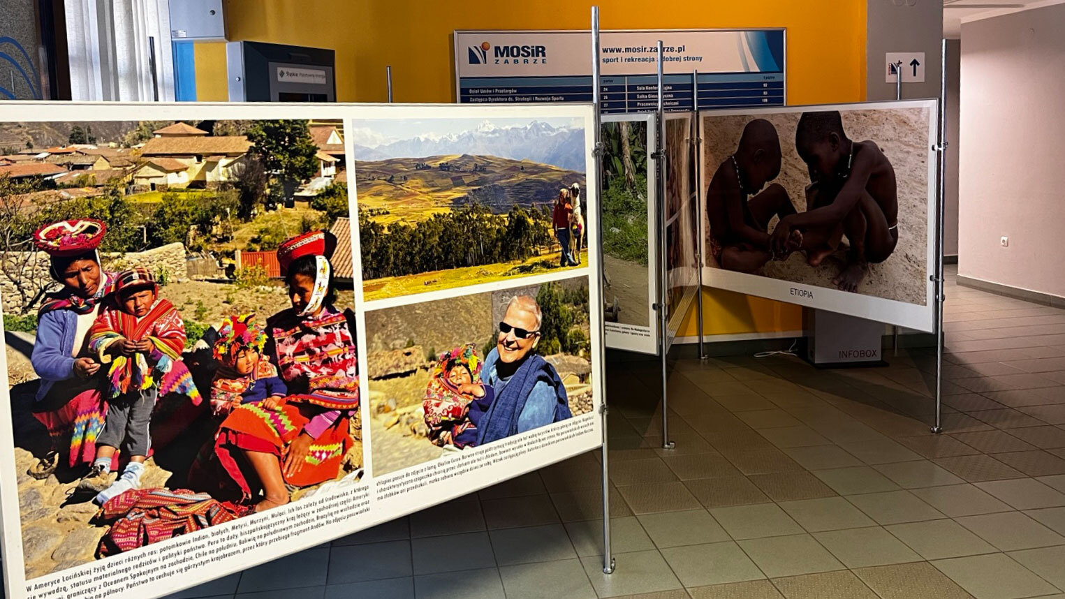 Wystawa fotografii „Dzieci Świata” Elżbiety Dzikowskiej