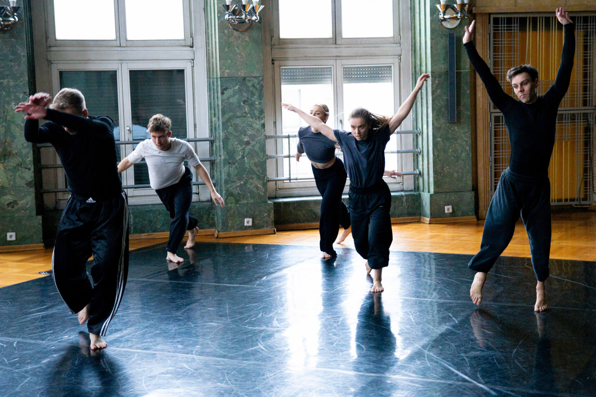 „Frontysterium, czym stają się rzeczy”