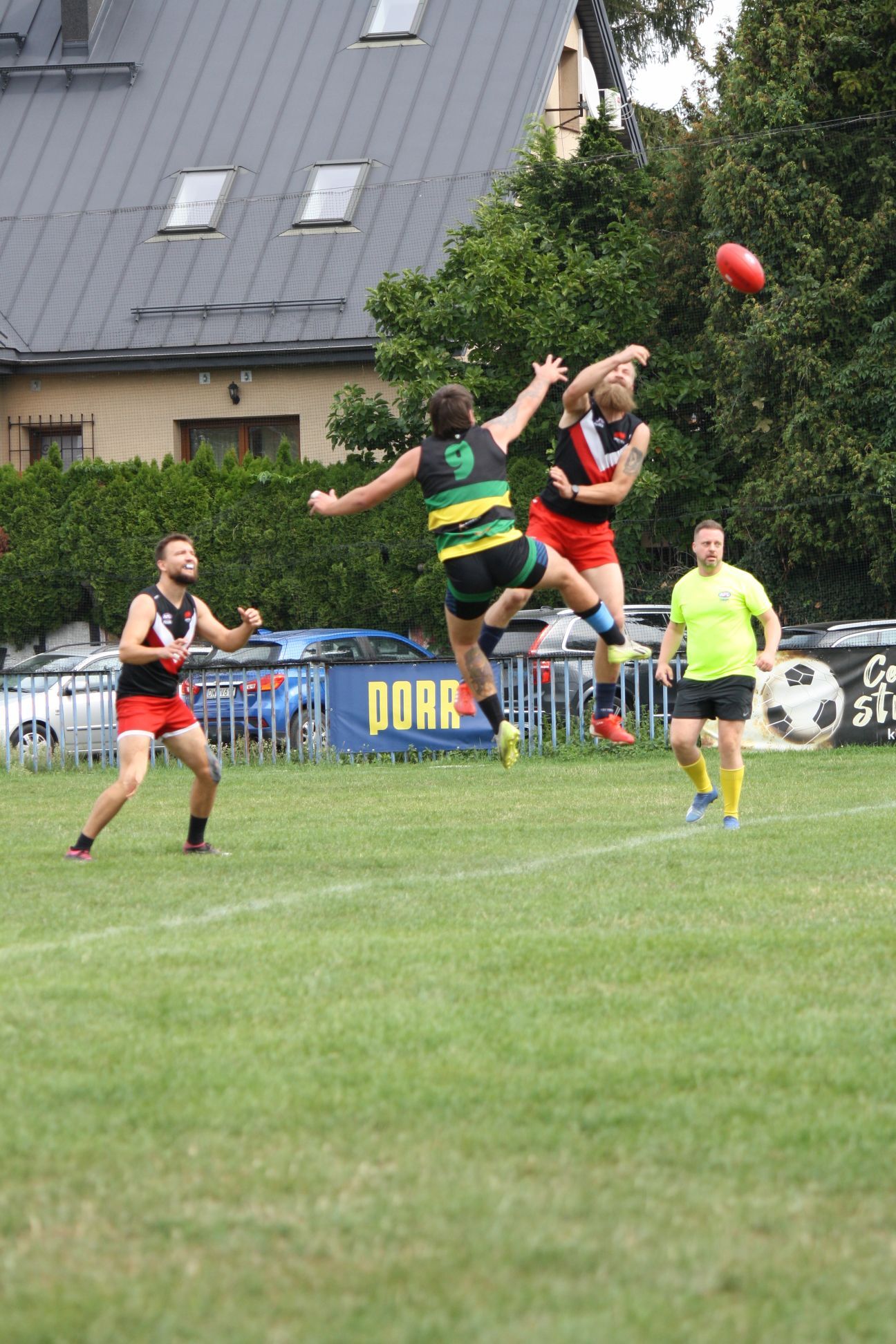 Futbol australijski rozbark2