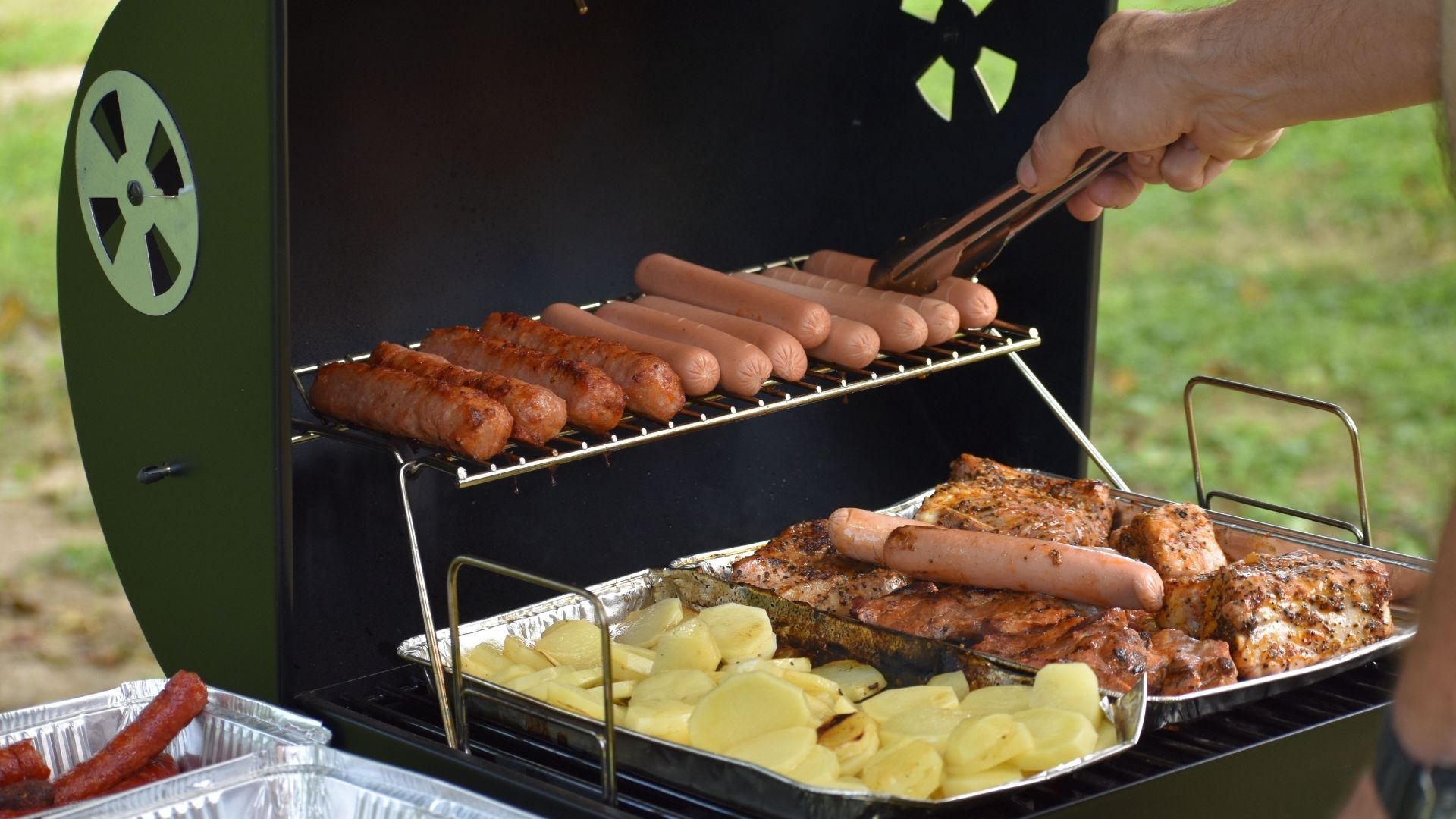 Tłuszcz po grillu – co z nim zrobić?